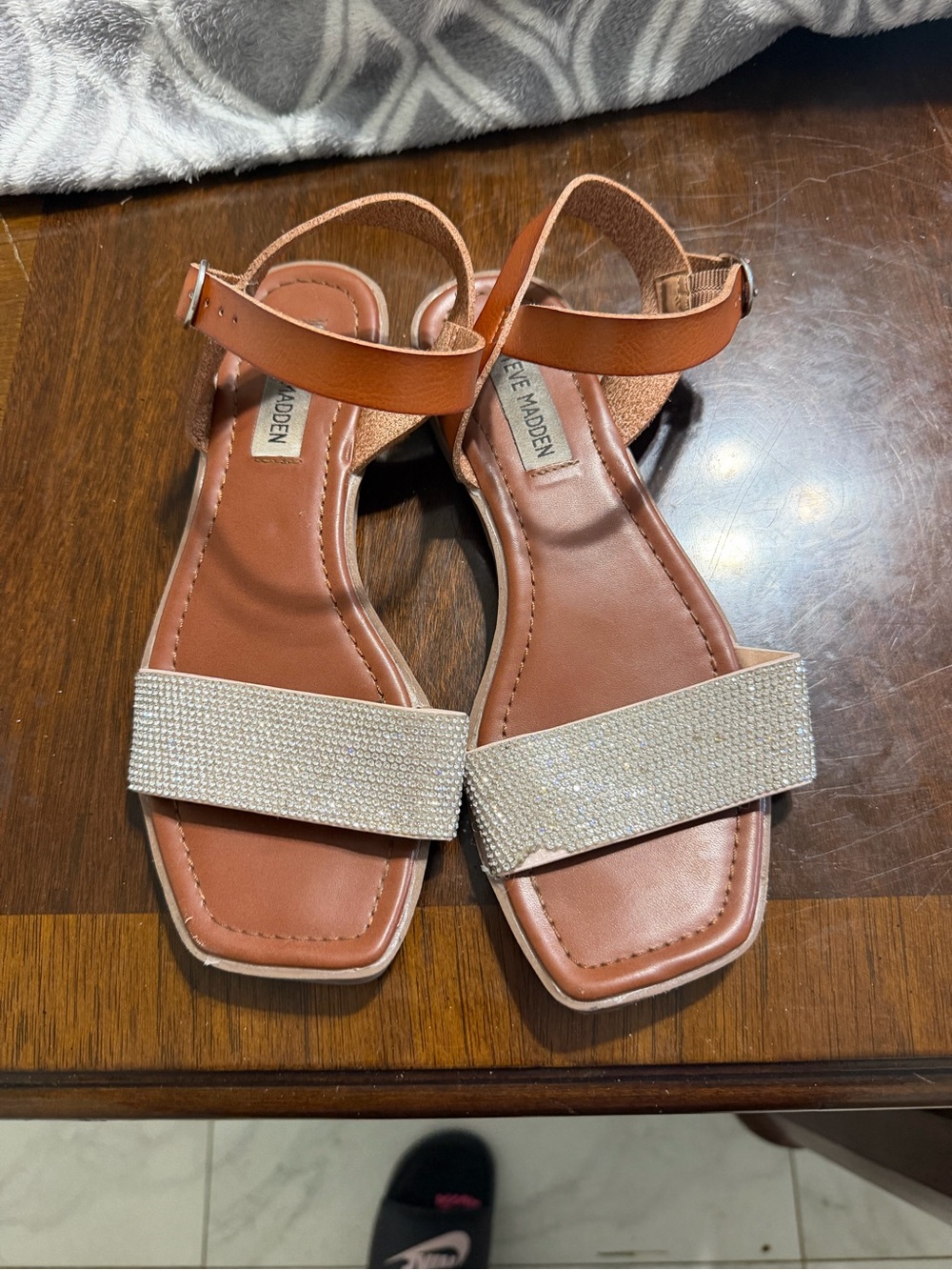 Steve Madden Tan Leather Sandals with Sparkling Cream Strap